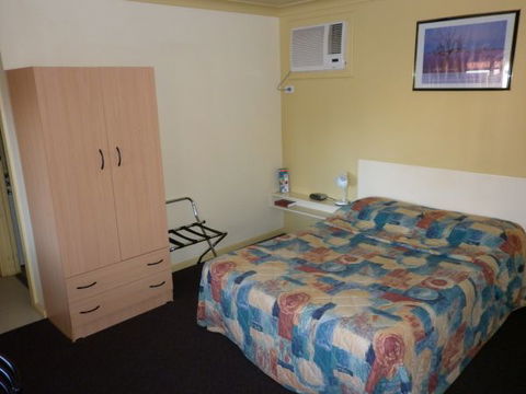 Daydream Motel - VIC Tourism 3