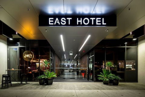 East Hotel + Apartments - VIC Tourism 8