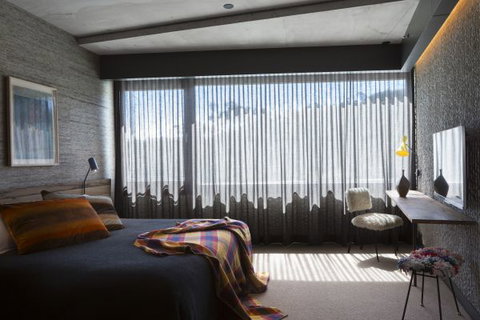 Hotel Hotel - VIC Tourism 2