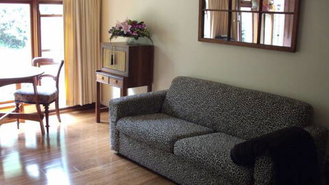 Canberra Retreat Bed And Breakfast - VIC Tourism 0