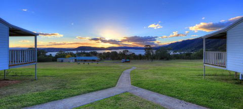 Inland Waters Holiday Parks Lake Glenbawn - VIC Tourism 1