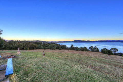 Inland Waters Holiday Parks Lake Glenbawn - VIC Tourism 7