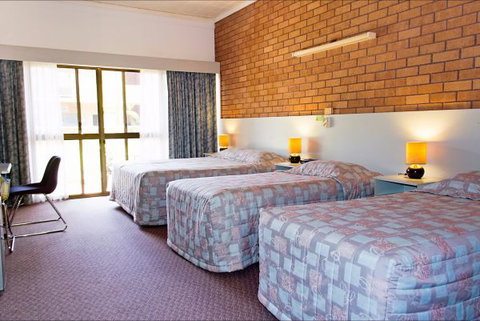 Litchfield Motel - VIC Tourism 3