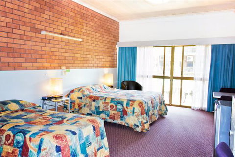 Litchfield Motel - VIC Tourism 4