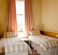 Royal Hotel Mandurama - VIC Tourism