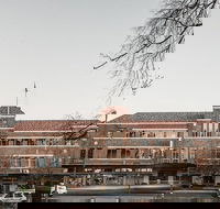 Hotel Canobolas - VIC Tourism