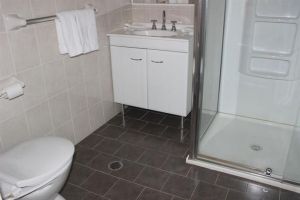 Gardners Inn - VIC Tourism 0