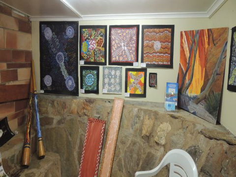 Standley Chasm Angkerle Camping - VIC Tourism 6