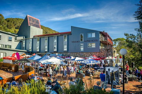 Thredbo Alpine Hotel - VIC Tourism 1