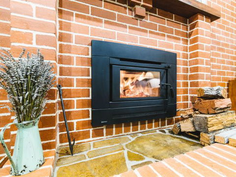 Alpine Edge Accommodation - VIC Tourism 7