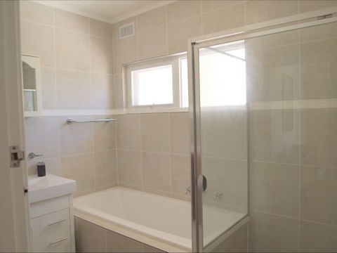 Christies Cottage For Holidays And Relocations. - VIC Tourism 7