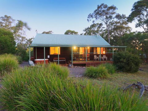 Eagleview Resort - VIC Tourism 0
