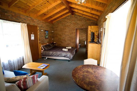 Walkabout Motel - VIC Tourism 4