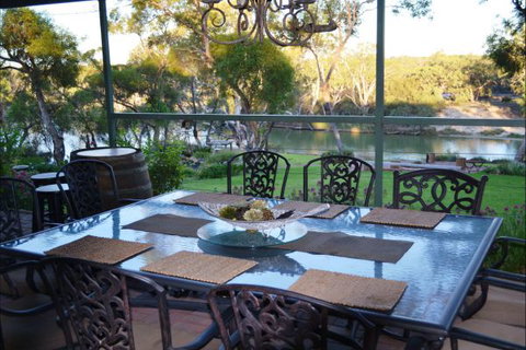 River Shack Rentals - Living The Dream - VIC Tourism 59