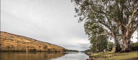 River Shack Rentals - Living The Dream - VIC Tourism 4