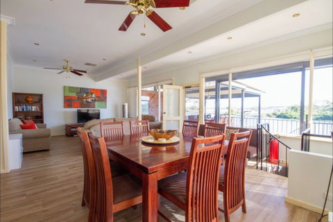 River Shack Rentals - Living The Dream - VIC Tourism 52
