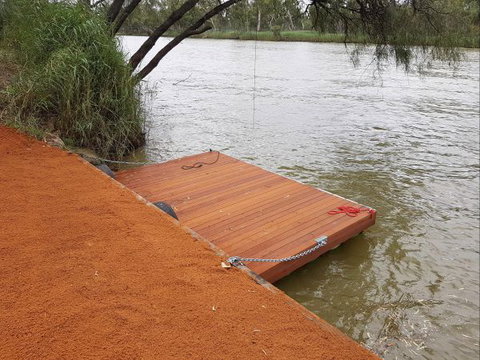 River Shack Rentals - Living The Dream - VIC Tourism 110