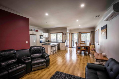 River Shack Rentals - Living The Dream - VIC Tourism 41