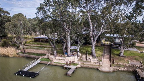 River Shack Rentals - Living The Dream - VIC Tourism 45