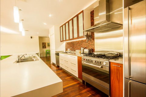 River Shack Rentals - Living The Dream - VIC Tourism 130