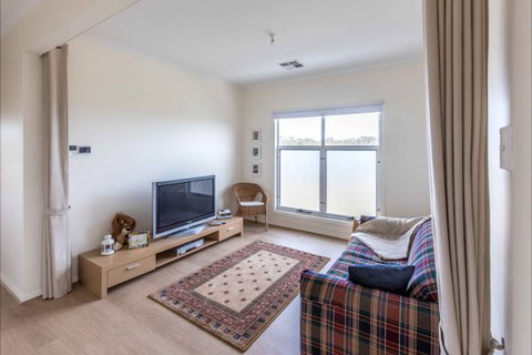 River Shack Rentals - Living The Dream - VIC Tourism 115
