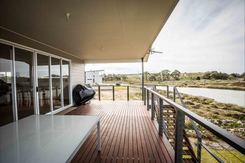 River Shack Rentals - Living The Dream - VIC Tourism 117