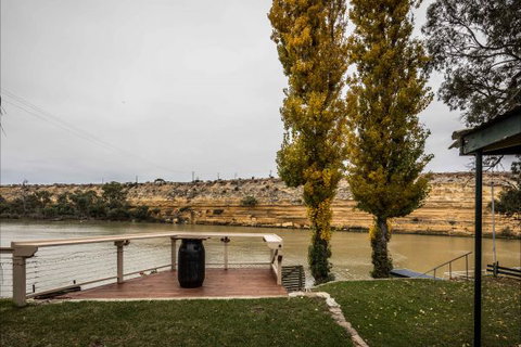 River Shack Rentals - Living The Dream - VIC Tourism 73