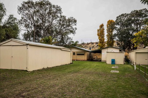 River Shack Rentals - Living The Dream - VIC Tourism 74