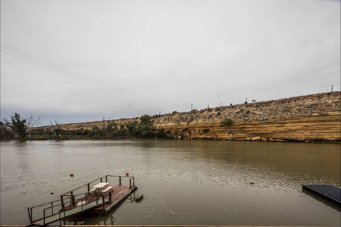 River Shack Rentals - Living The Dream - VIC Tourism 75