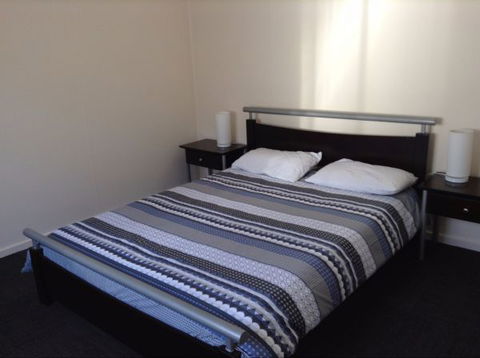 Hurtles - VIC Tourism 2