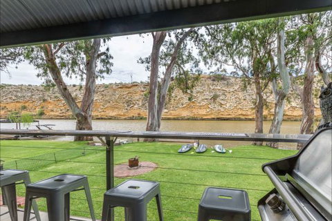 River Shack Rentals - Living The Dream - VIC Tourism 10