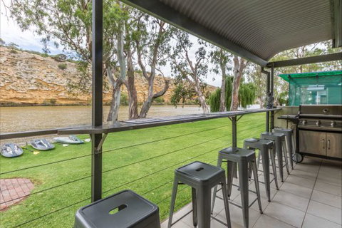 River Shack Rentals - Living The Dream - VIC Tourism 14