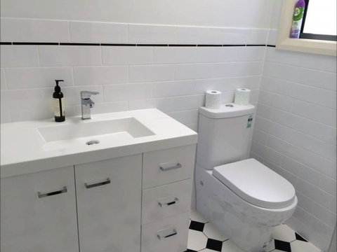 River Shack Rentals - Living The Dream - VIC Tourism 23