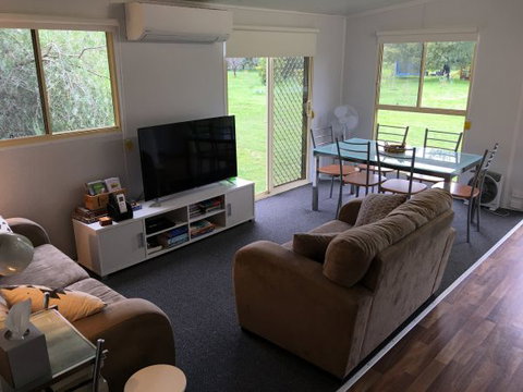 Balcraggon Accommodation - VIC Tourism 1