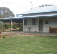 Gilgens Country River Retreat - VIC Tourism