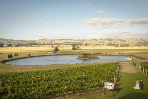 Grange Cleveland Winery Retreat - VIC Tourism 4