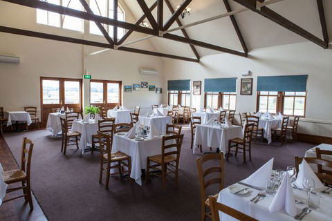 Grange Cleveland Winery Retreat - VIC Tourism 7