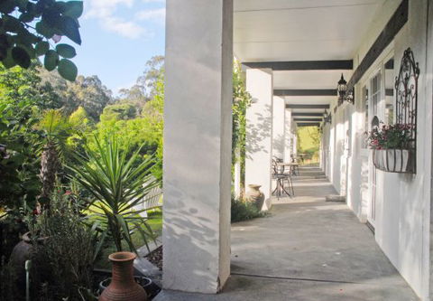 Brentwood Accommodation - VIC Tourism 8