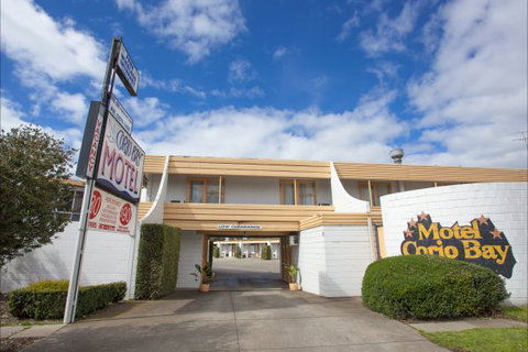 Corio Bay Motel - VIC Tourism 0