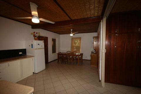 LJ Hooker Goolwa Holiday Rentals - 42 Underwood Avenue, Goolwa Beach - VIC Tourism 25