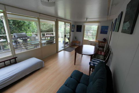 LJ Hooker Goolwa Holiday Rentals - 42 Underwood Avenue, Goolwa Beach - VIC Tourism 30