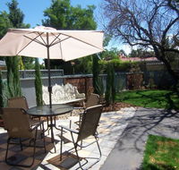 Claret Ash Apartments - VIC Tourism