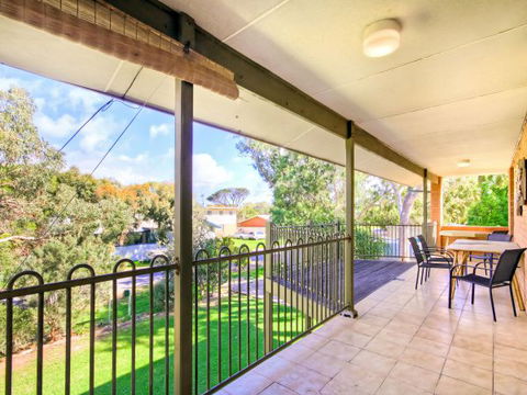 Century 21 SouthCoast: Burrangarra - VIC Tourism 3