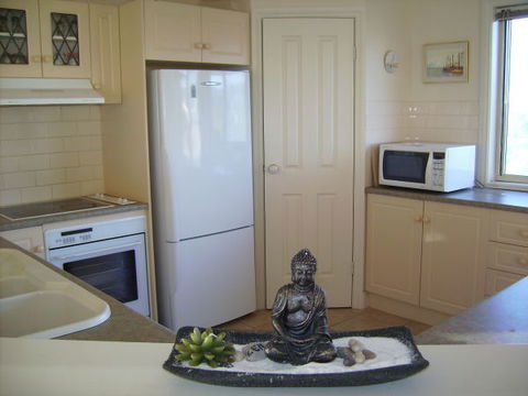 Century 21 SouthCoast: Hayman - VIC Tourism 2