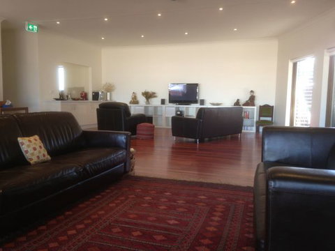 Crossroads Ecomotel - VIC Tourism 6