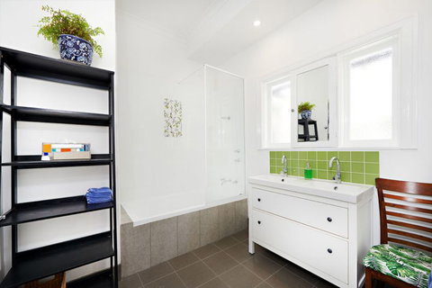 Albany Harbourside Apartments And Houses - VIC Tourism 6