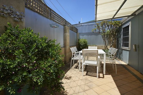 Albany Harbourside Apartments And Houses - VIC Tourism 21