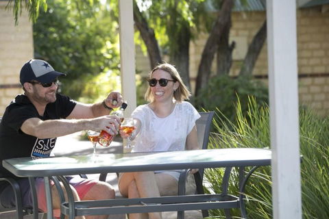 Amalfi Resort - VIC Tourism 4