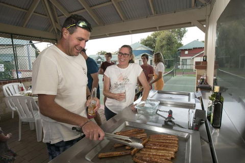 Amalfi Resort - VIC Tourism 19