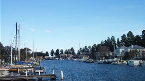 Port Fairy YHA - VIC Tourism 1